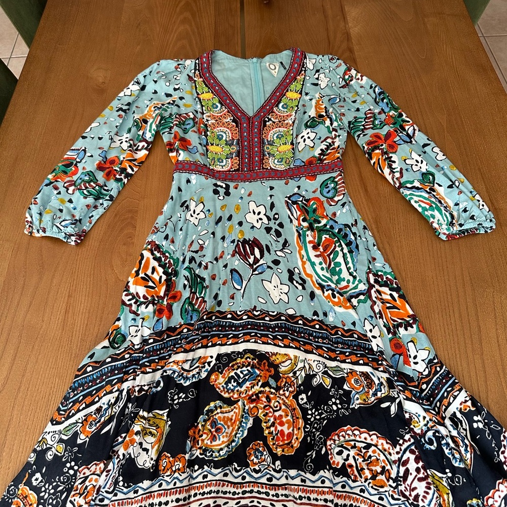 Floral V-Neck Long Sleeve Dress - Picture 7 of 15
